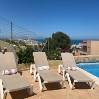 sun loungers